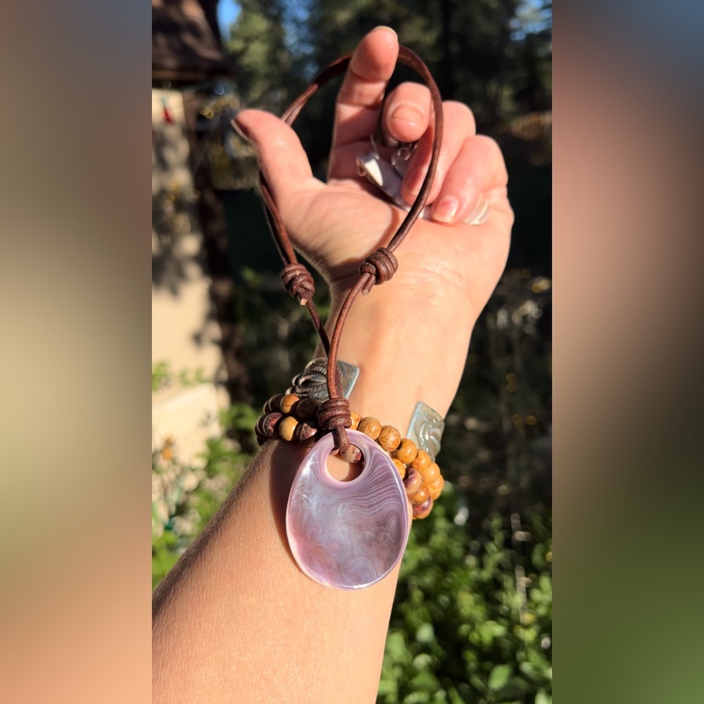 Purple Wampum shell pendant necklace, handmade💜